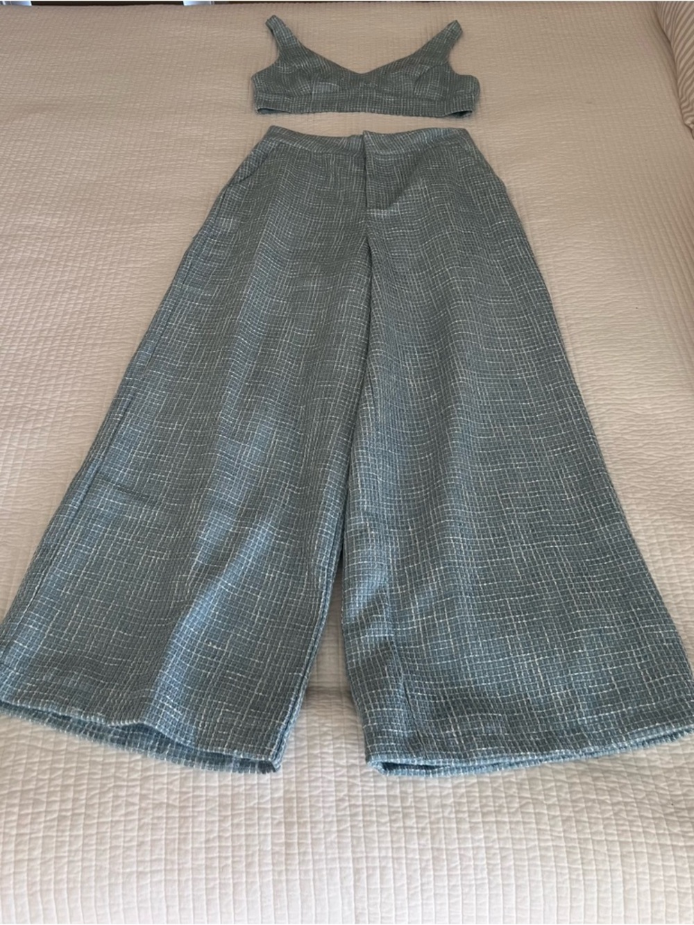 Showpo Light Blue Wide Leg Pants & Crop Top Set - Picture 2 of 5
